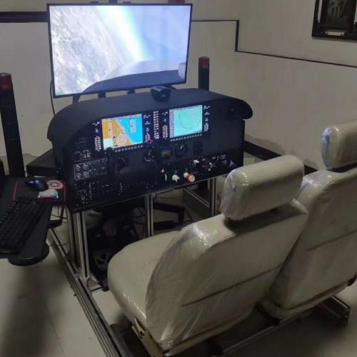 Xplane11塞斯纳172/182飞行模拟舱，标准化舱内布局